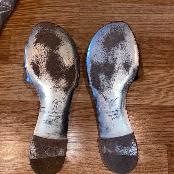 Giuseppe Zanotti Silver Slide Sandal - Picture 5 of 6